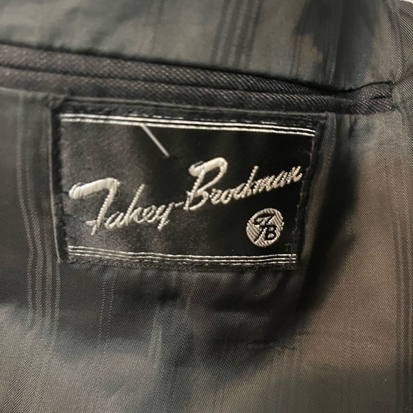 Suit jacket - Picture 3 of 3